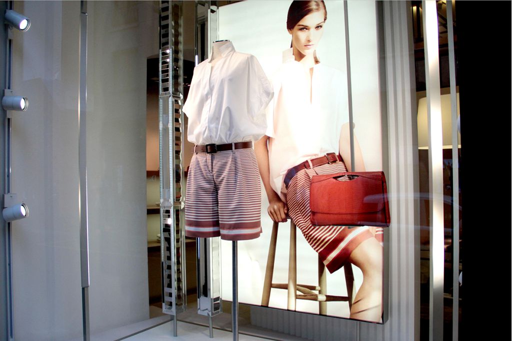 Agnona - Windows Display