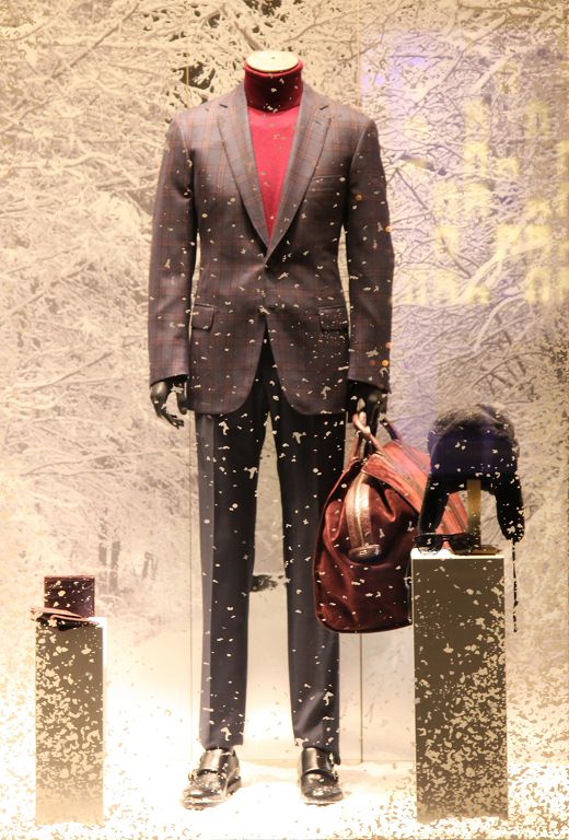 Brioni Windows display