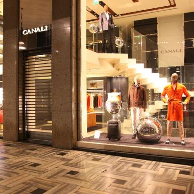 Canali Windows Display Finished001