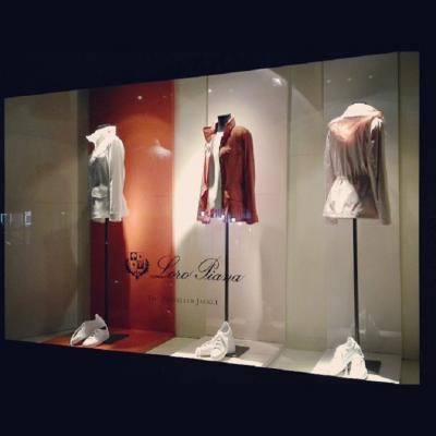 04loro Piana Harrods Display