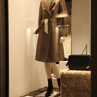 20141216agnona Windows Display004