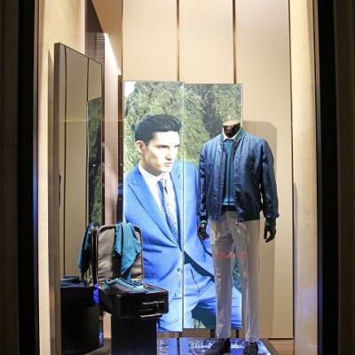 Brioni Windows20150303 Display Finished005