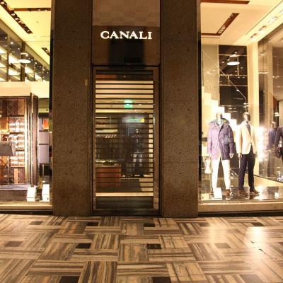 Canali Windows Display Finished001